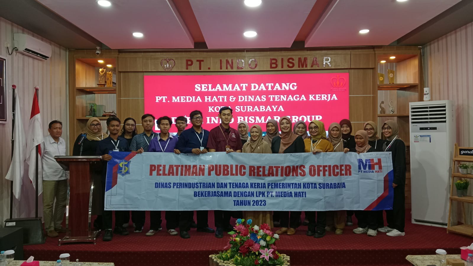 Pelatihan Public Relations Officer